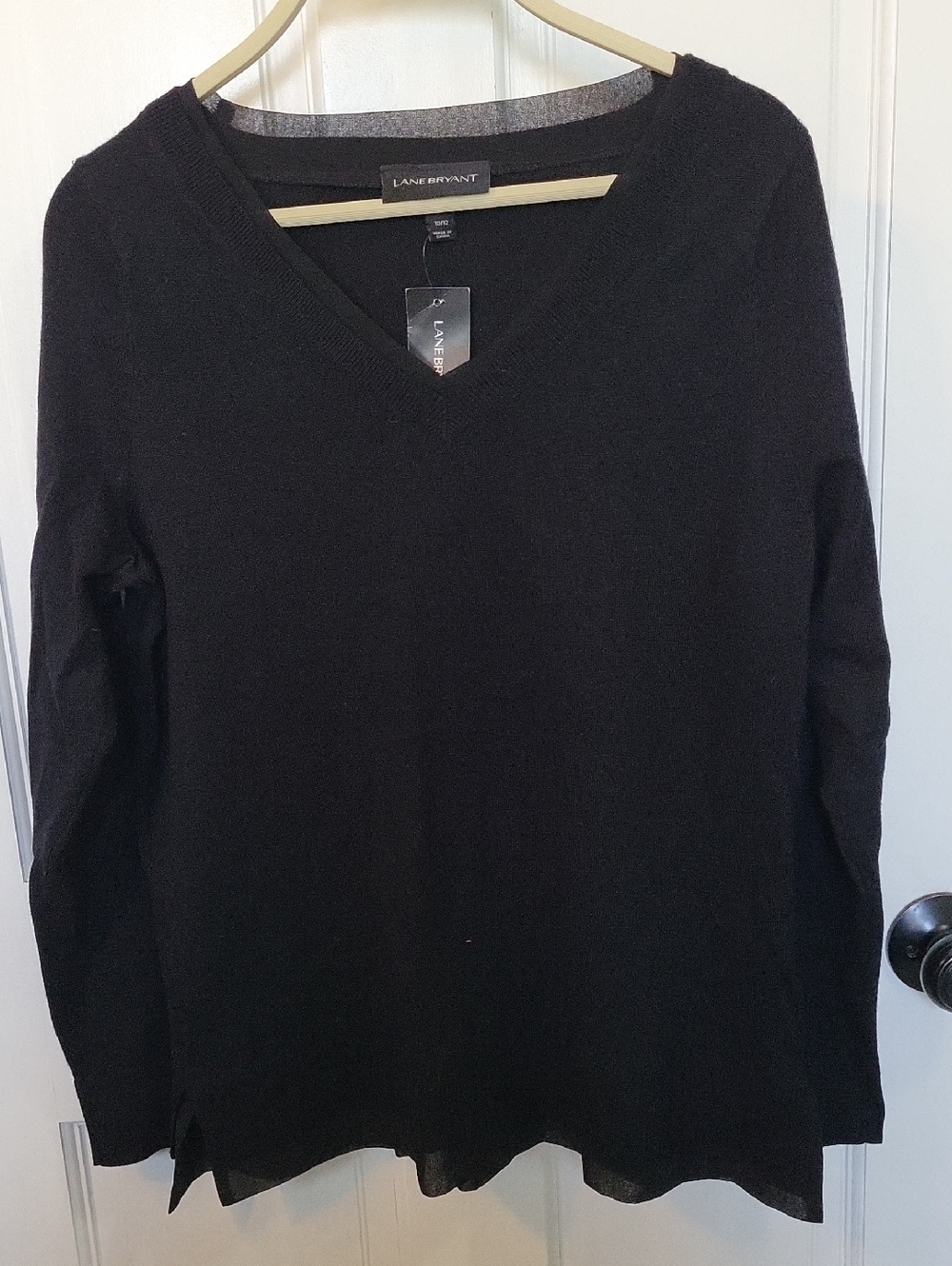 Lane Bryant Black V-Neck Pullover Sweater